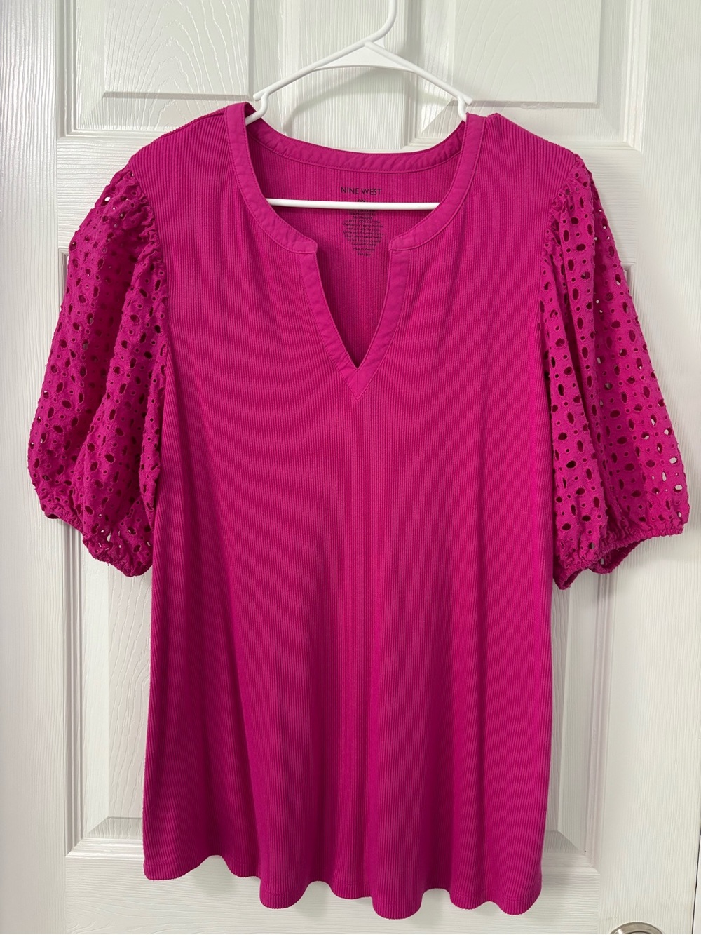 Nine West Bright Fuchsia Eyelet Puff Sleeve Tee